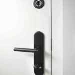 »Smart Door« 004_Nuki_Tuer_innen_G_Button_OL_D02.jpg