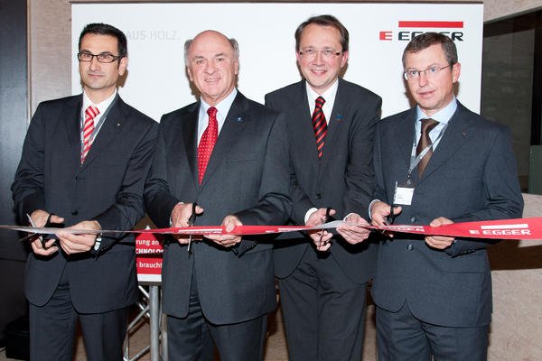 Egger eröffnet Tech-Center in Unterradlberg