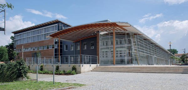 Neues Gebäude an der Hochschule Rosenheim