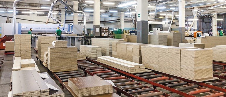 furniture_factory_production_line_at_work