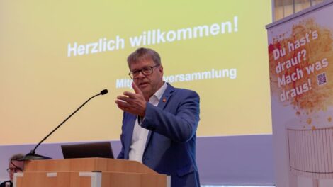 Dieter Roxlau übernimmt Geschäftsführung