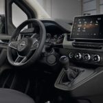 Nissan Townstar: Im Zentrum des funktionalen Cockpits steht ein großes 8’’-Display